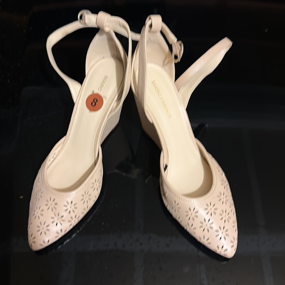 Shoes - Picture 2 of 4
